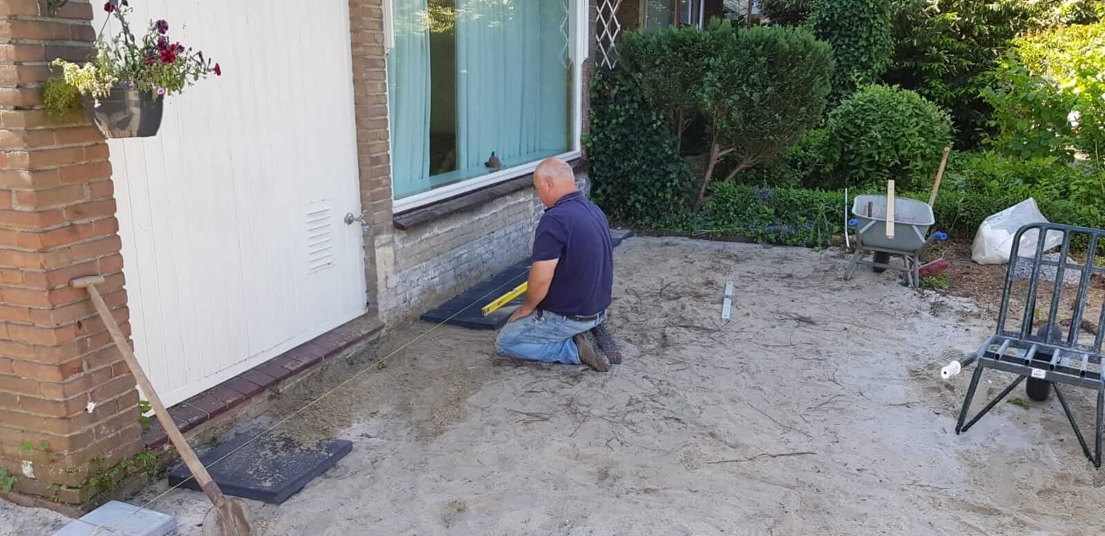 Hekwerk en vlonder plaatsen composiet